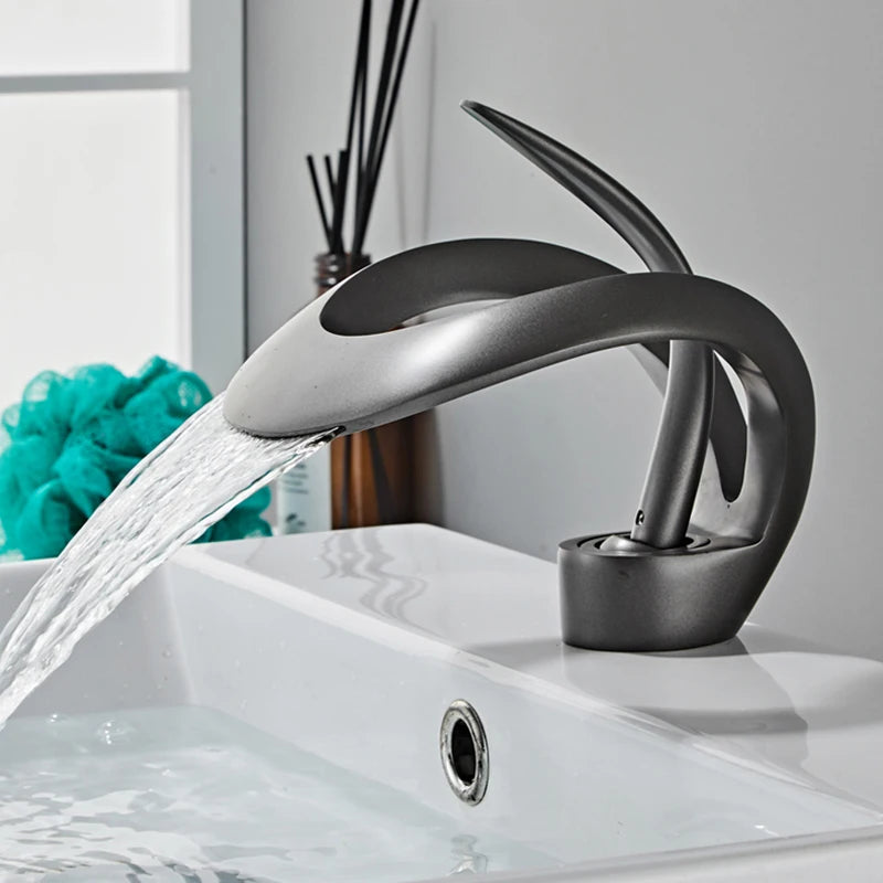 Creative Matte Golden Bathroom Basin Faucet Black Waterfall Vessel Sink Faucet Brass Vanity Sink Mixer Tap Hot Cold Basin Faucet