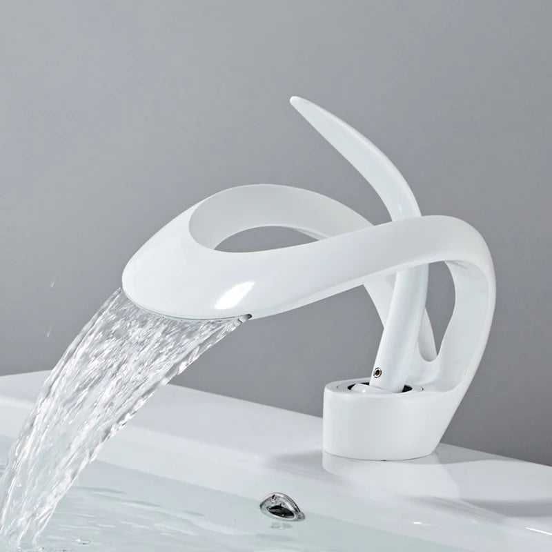 Creative Matte Golden Bathroom Basin Faucet Black Waterfall Vessel Sink Faucet Brass Vanity Sink Mixer Tap Hot Cold Basin Faucet