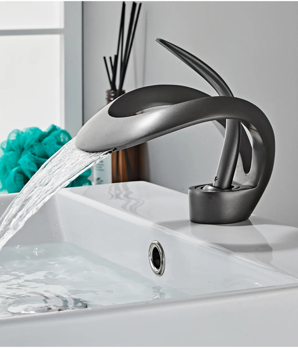 Creative Matte Golden Bathroom Basin Faucet Black Waterfall Vessel Sink Faucet Brass Vanity Sink Mixer Tap Hot Cold Basin Faucet