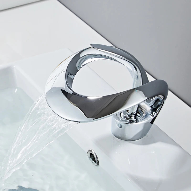 Creative Matte Golden Bathroom Basin Faucet Black Waterfall Vessel Sink Faucet Brass Vanity Sink Mixer Tap Hot Cold Basin Faucet